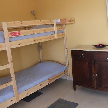 Ericeira Chill Hill Hostel & Private Rooms - Peach Garden Cameră foto
