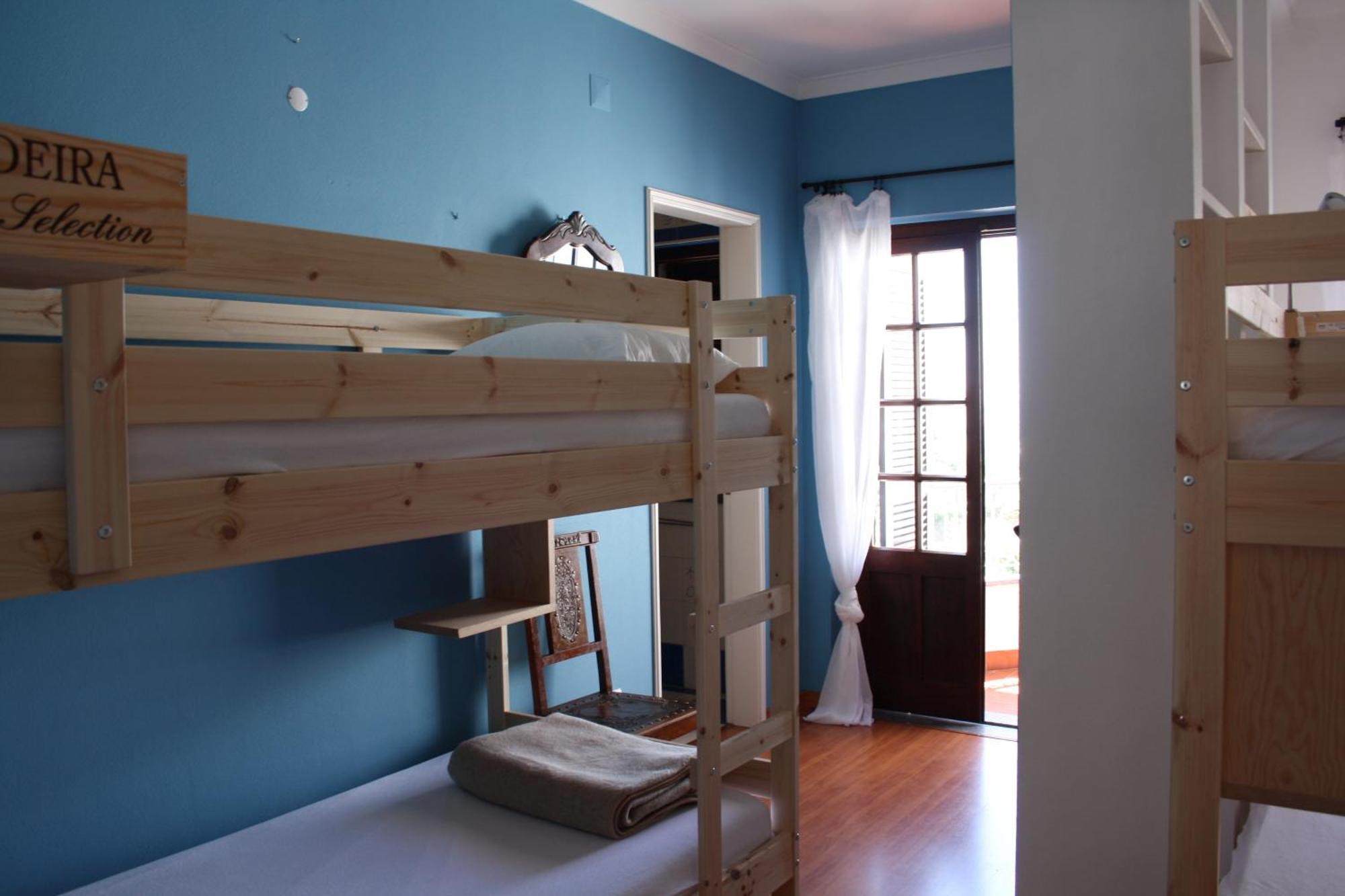 Ericeira Chill Hill Hostel & Private Rooms - Peach Garden Cameră foto