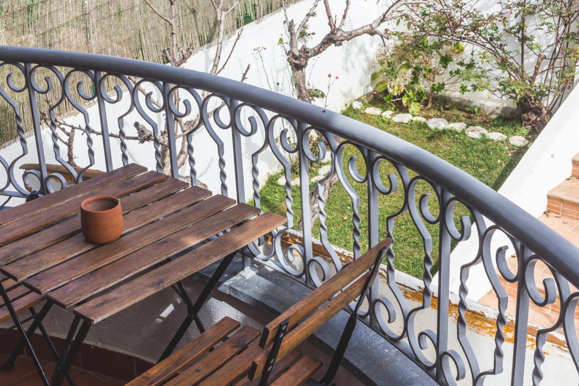 Ericeira Chill Hill Hostel & Private Rooms - Peach Garden Cameră foto